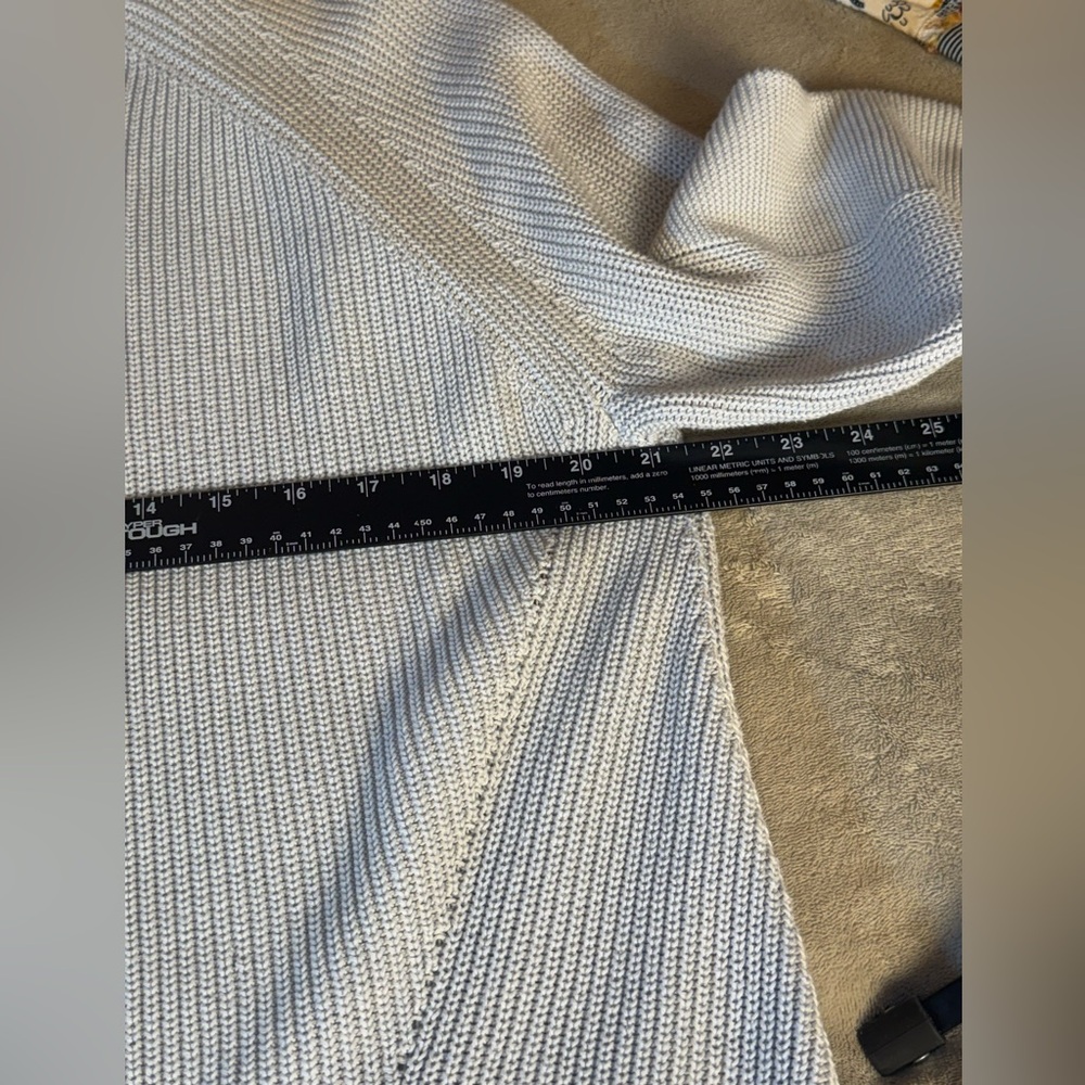 Brochu Walker Like NWOT Light Gray Cotton Knit Luxury Crew Neck Sweater Small - Picture 7 of 10